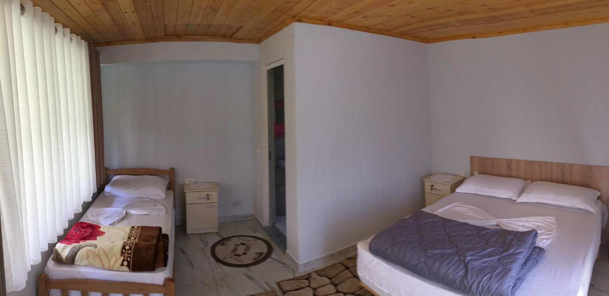 Zariklis Hotel Тет Екстериор снимка
